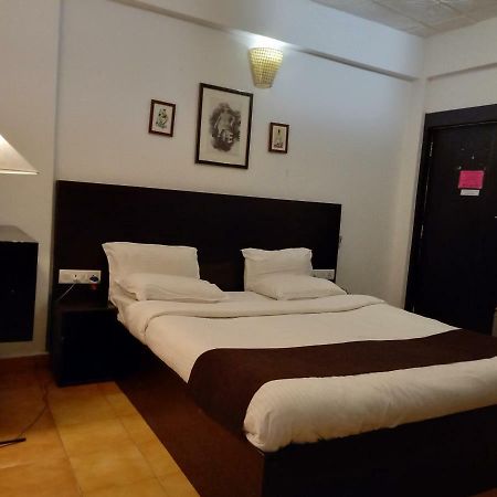 Castle House Calangute Hotel Eksteriør billede