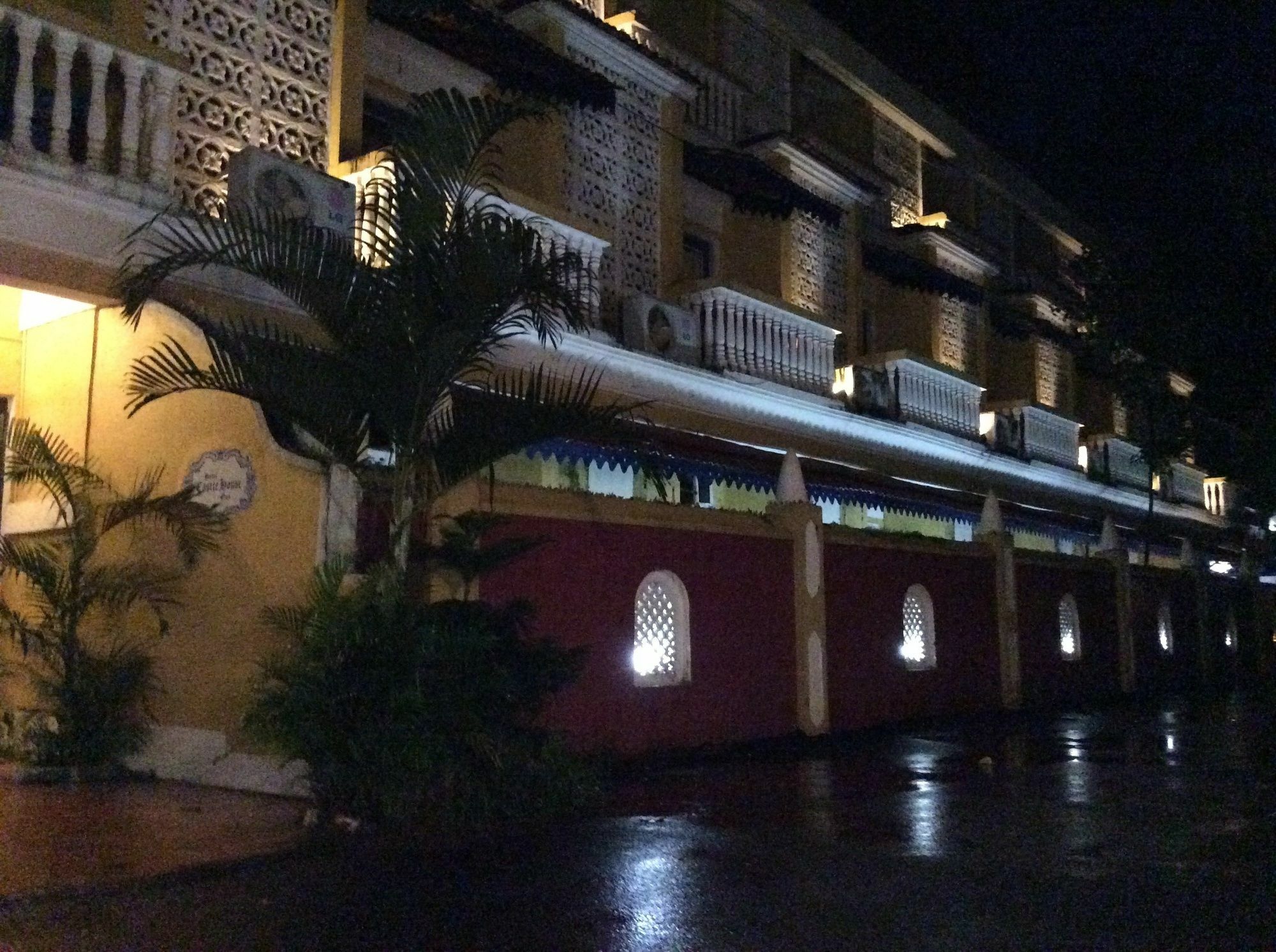 Castle House Calangute Hotel Eksteriør billede